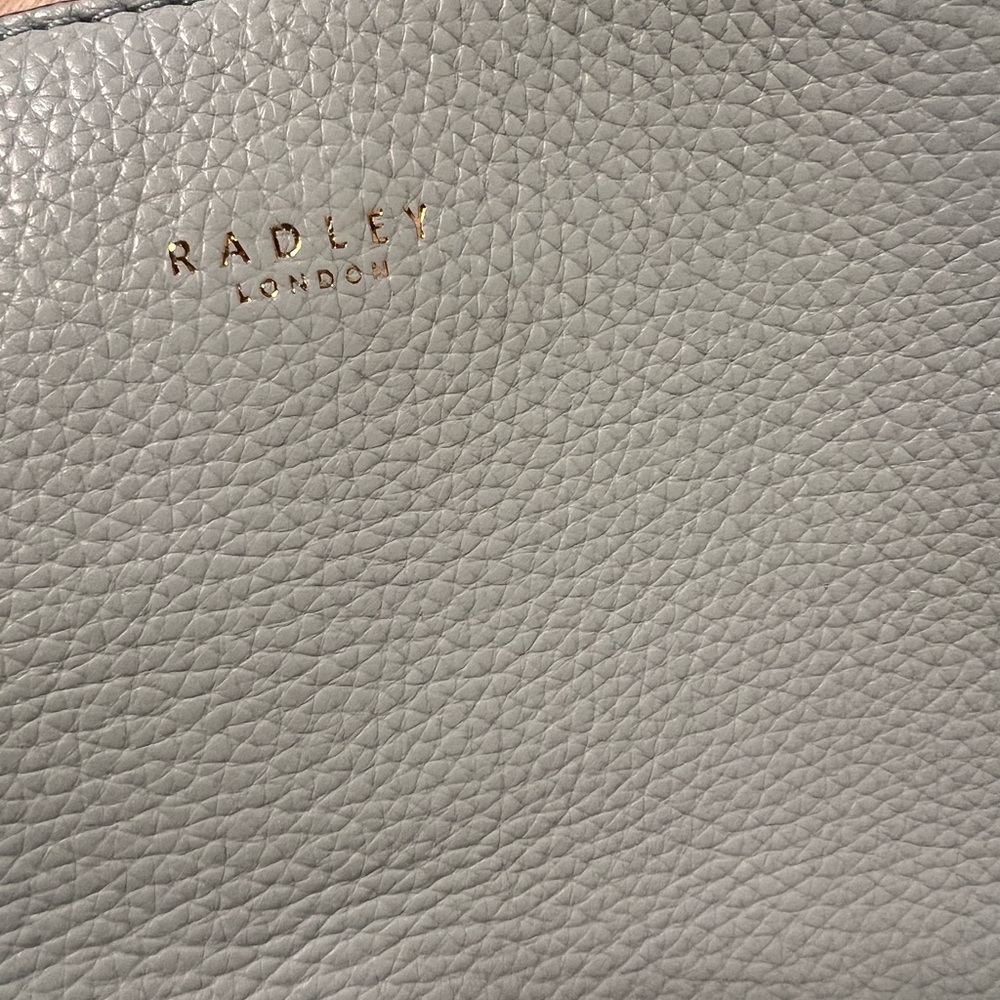 Radley London Dukes Place Medium Pebble Leather Compartment Crossbody - Picture 6 of 9